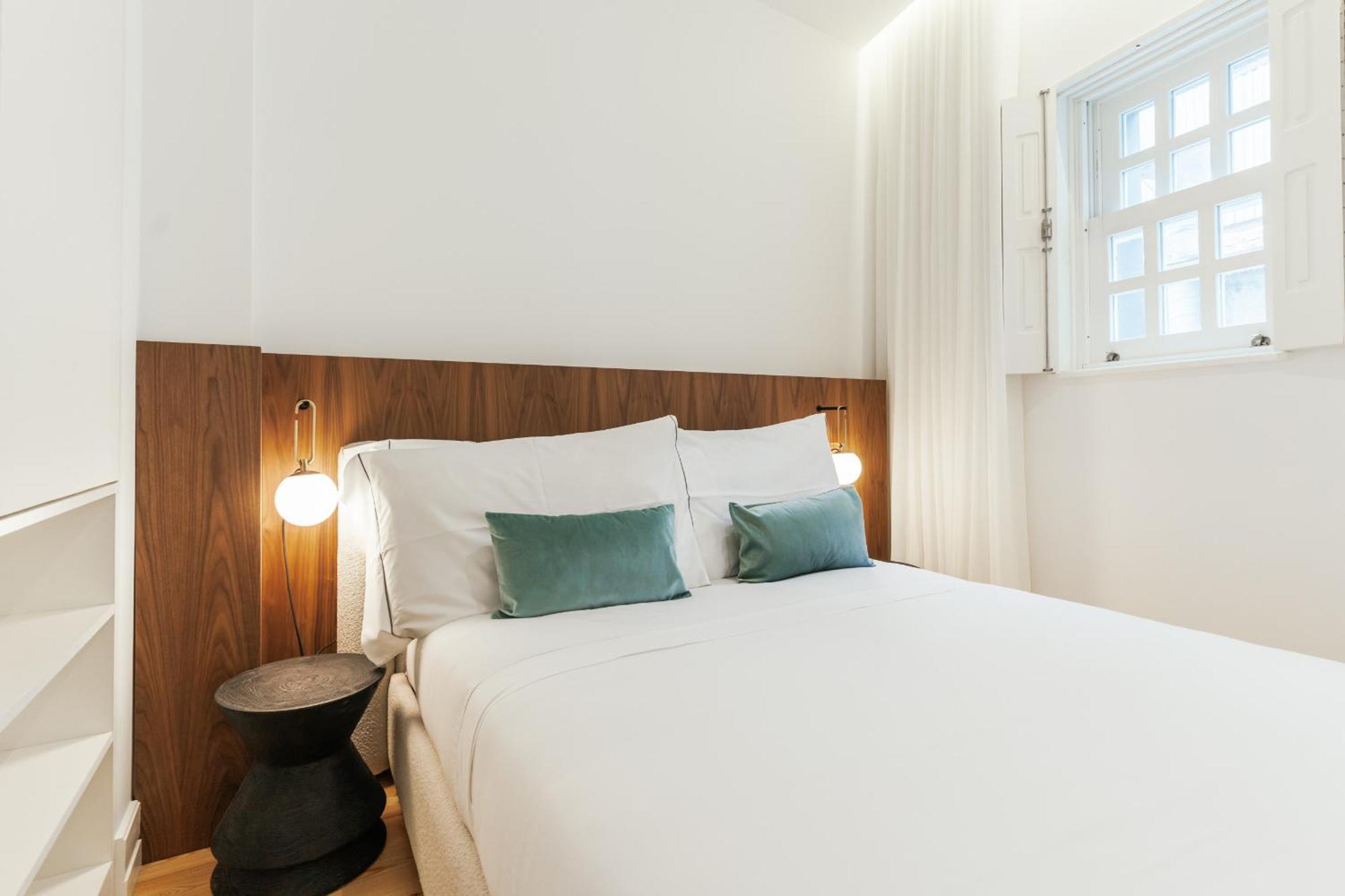 Feel Porto Clerigos Charm Flats Apartment Room photo